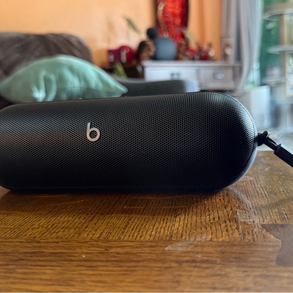 Beats by Dre Black Portable Speaker
